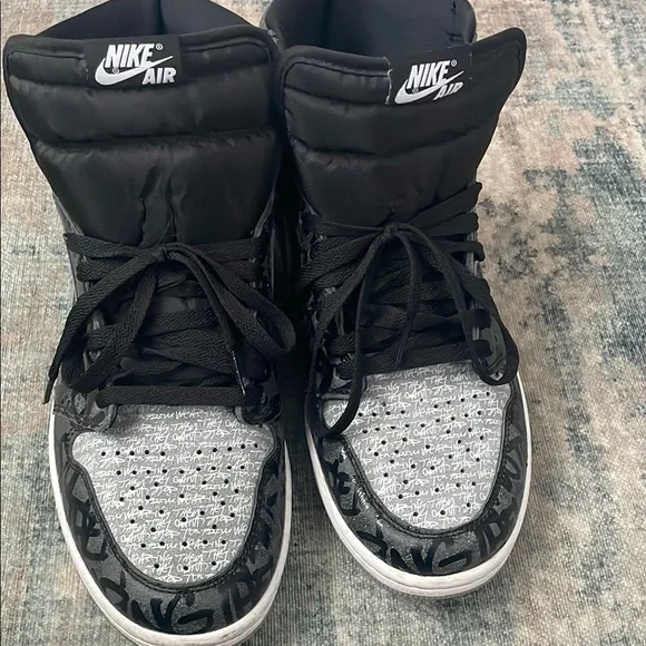 Nike Black and White Patterned High-Tops Nike Men main image 4